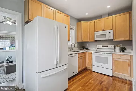 Kitchen - 2300 Homestead Dr, Silver Spring, MD 20902 photo 2 of 3