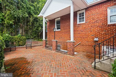 Exterior - 2300 Homestead Dr, Silver Spring, MD 20902 photo 4 of 8