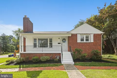 2300 Homestead Dr, Silver Spring, MD 20902