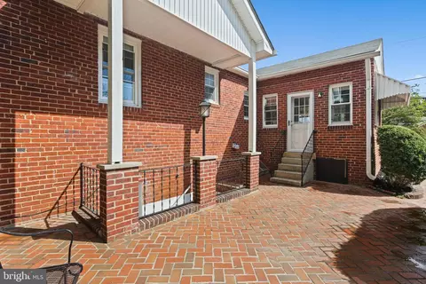 Exterior - 2300 Homestead Dr, Silver Spring, MD 20902 photo 3 of 8