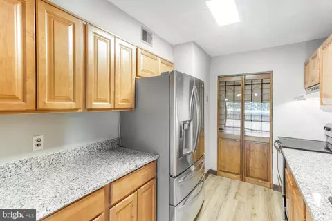 3301 Hewitt Ave #205, Silver Spring, MD 20906 photo 8
