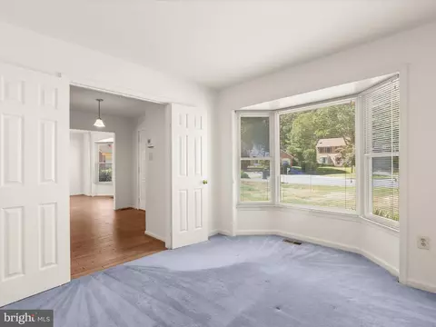 Living - 14709 Harvest Ln, Silver Spring, MD 20905 photo 9 of 11