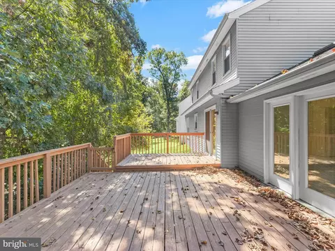 Exterior - 14709 Harvest Ln, Silver Spring, MD 20905 photo 4 of 7