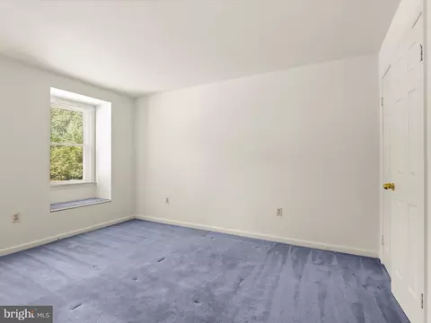 Bedroom - 14709 Harvest Ln, Silver Spring, MD 20905 photo 5 of 10