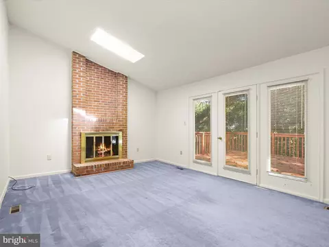 Living - 14709 Harvest Ln, Silver Spring, MD 20905 photo 6 of 11
