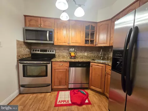 Kitchen - 414 Kerwin Rd, Silver Spring, MD 20901 photo 2 of 2