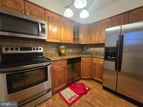 Kitchen - 414 Kerwin Rd, Silver Spring, MD 20901 photo 1 of 2