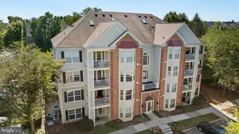 13401 Fountain Club Dr #103, Germantown, MD 20874