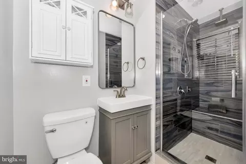 10810 Wheeler Dr, Silver Spring, MD 20901 photo 23