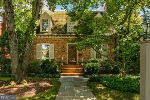 5023 Worthington Dr, Bethesda, MD 20816