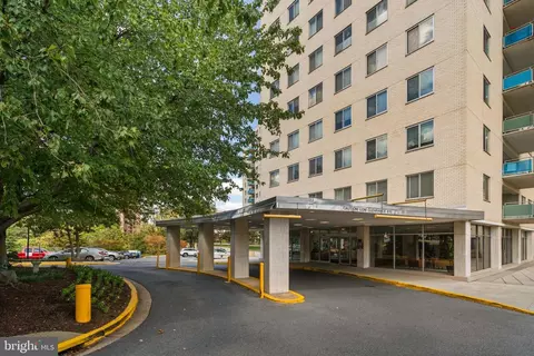 10201 Grosvenor Pl #315, North Bethesda, MD 20852