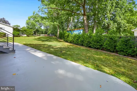 Exterior - 220 Hutton St, Gaithersburg, MD 20877 photo 4 of 6