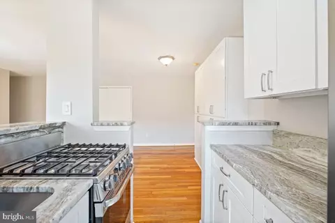 Kitchen - 9736 Glen Ave #201-97, Silver Spring, MD 20910 photo 4 of 6