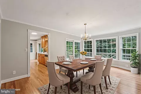 2209 Victor Ct, Silver Spring, MD 20906 photo 3