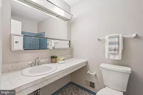 2209 Victor Ct, Silver Spring, MD 20906 photo 12