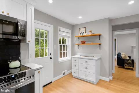 1514 Red Oak Dr, Silver Spring, MD 20910 photo 14