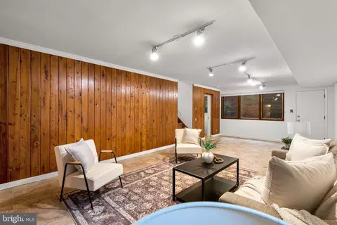 9109 Fairview Rd, Silver Spring, MD 20910 photo 34