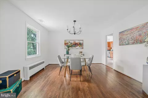 1902 Rookwood Rd, Silver Spring, MD 20910 photo 6