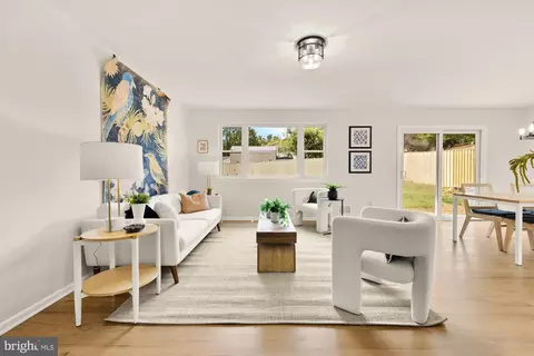 Living - 525 E Indian Spring Dr, Silver Spring, MD 20901 photo 1 of 6