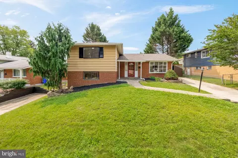 Exterior - 525 E Indian Spring Dr, Silver Spring, MD 20901 photo 1 of 4