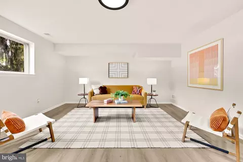 Living - 525 E Indian Spring Dr, Silver Spring, MD 20901 photo 4 of 6