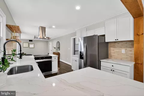 3428 Beret Ln, Silver Spring, MD 20906 photo 9