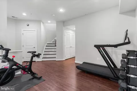 414 Hydrangea Pl, Gaithersburg, MD 20878 photo 5