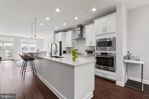 414 Hydrangea Pl, Gaithersburg, MD 20878 photo 14