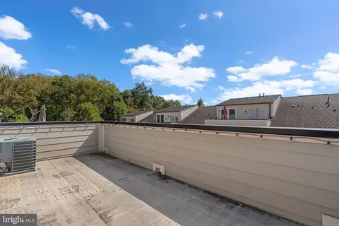 414 Hydrangea Pl, Gaithersburg, MD 20878 photo 33