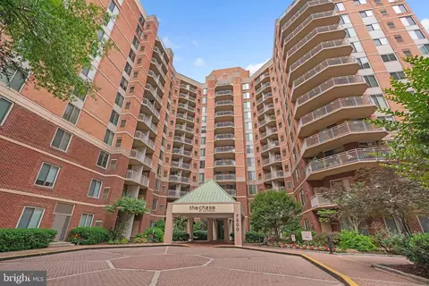 7500 Woodmont Ave #S714, Bethesda, MD 20814