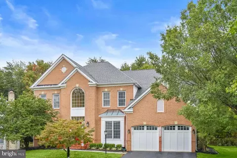 14039 Weeping Cherry Dr, Rockville, MD 20850