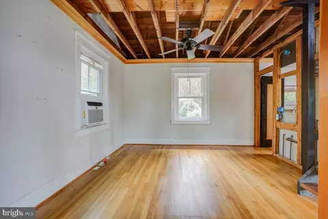 9315 Worth Ave, Silver Spring, MD 20901 photo 16