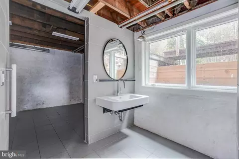 9315 Worth Ave, Silver Spring, MD 20901 photo 25