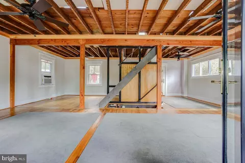 9315 Worth Ave, Silver Spring, MD 20901 photo 11