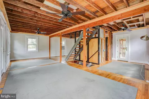 9315 Worth Ave, Silver Spring, MD 20901 photo 12