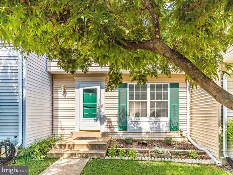 108 Bowsprit Ct, Gaithersburg, MD 20877
