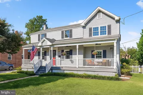 10406 Ewell Ave, Kensington, MD 20895