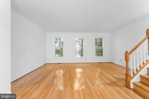 Living - 9443 Fields Rd, Gaithersburg, MD 20878 photo 5 of 5