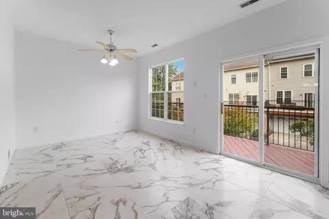 Living - 9443 Fields Rd, Gaithersburg, MD 20878 photo 1 of 5