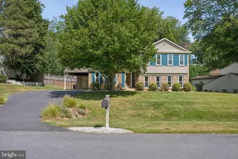 4505 Prestwood Dr, Olney, MD 20832