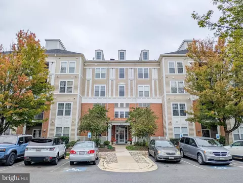 101 Watkins Pond Blvd #4-306, Rockville, MD 20850