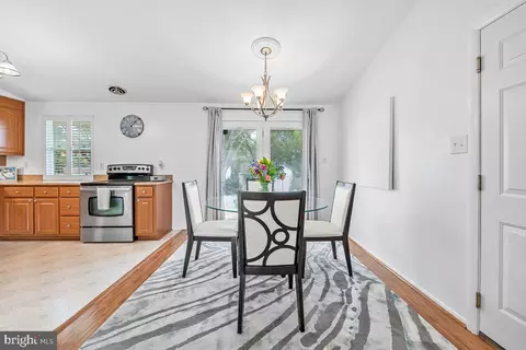 Dining - 19225 Walters Ave, Poolesville, MD 20837 photo 2 of 2
