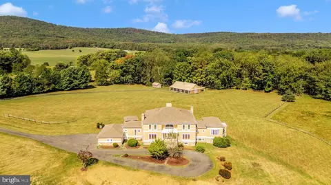 12 Barley Fld, Dickerson, MD 20842