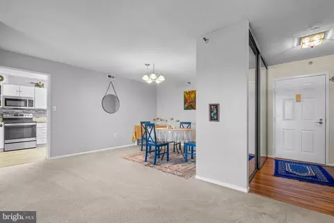 Dining - 15101 Interlachen Dr #1-1022, Silver Spring, MD 20906 photo 1 of 4