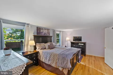 Bedroom - 2 Broomall Ct, Silver Spring, MD 20906 photo 8 of 11