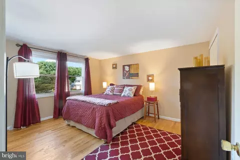 Bedroom - 2 Broomall Ct, Silver Spring, MD 20906 photo 6 of 11