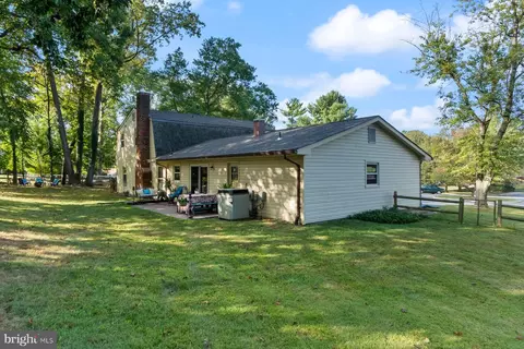 Exterior - 2 Broomall Ct, Silver Spring, MD 20906 photo 9 of 13