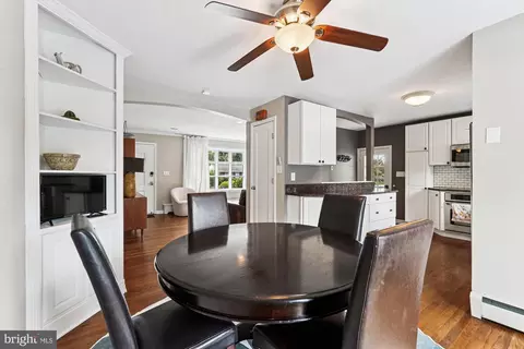 Dining - 15003 Lear Ln, Silver Spring, MD 20905 photo 1 of 3