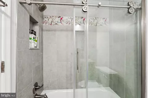 Bath - 15003 Lear Ln, Silver Spring, MD 20905 photo 1 of 2