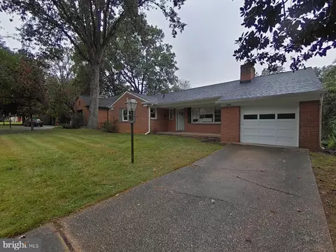 1409 Crestridge Dr, Silver Spring, MD 20910